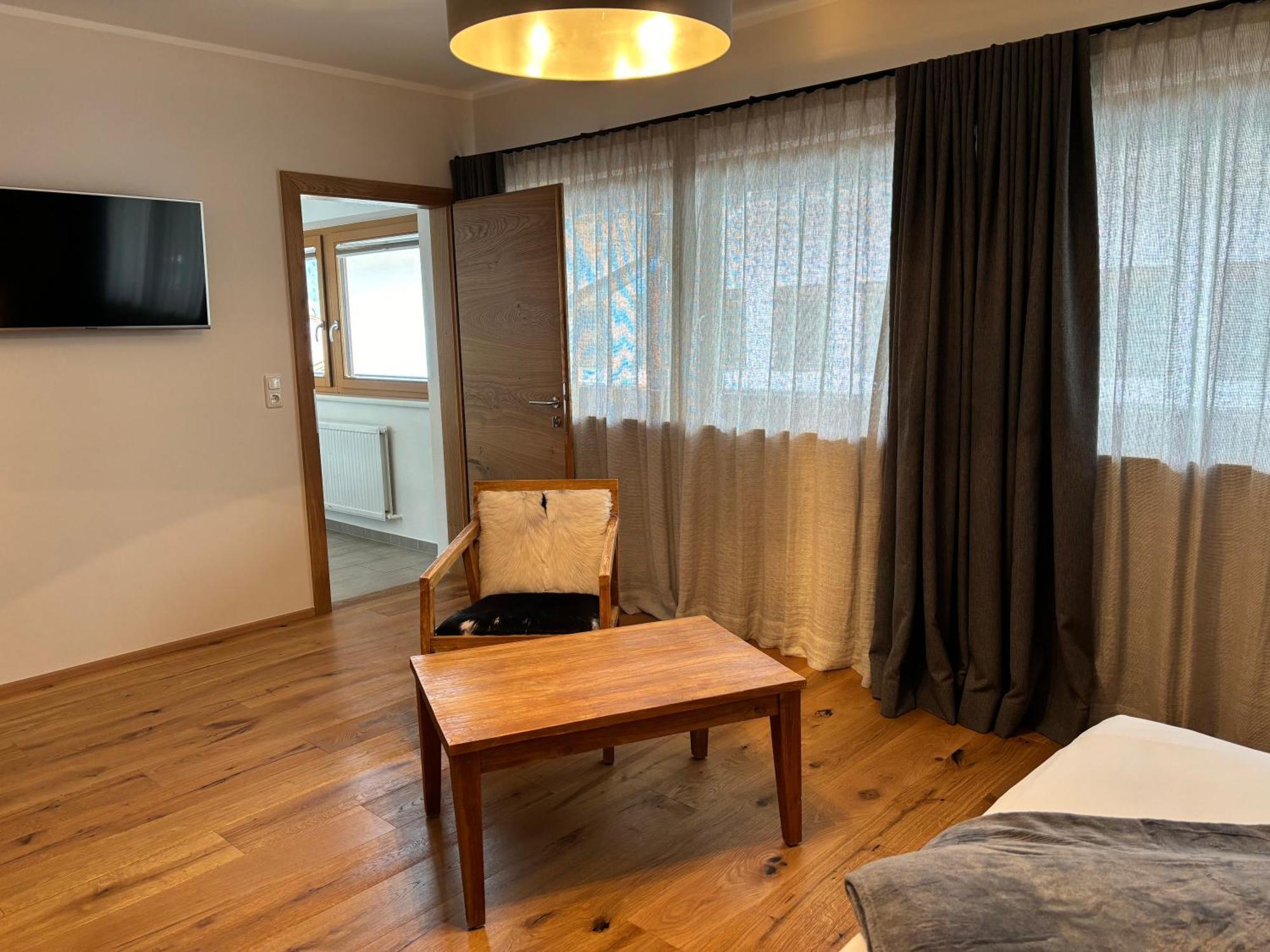 Appartement Rosa Sankt Johann in Tirol Ruang foto