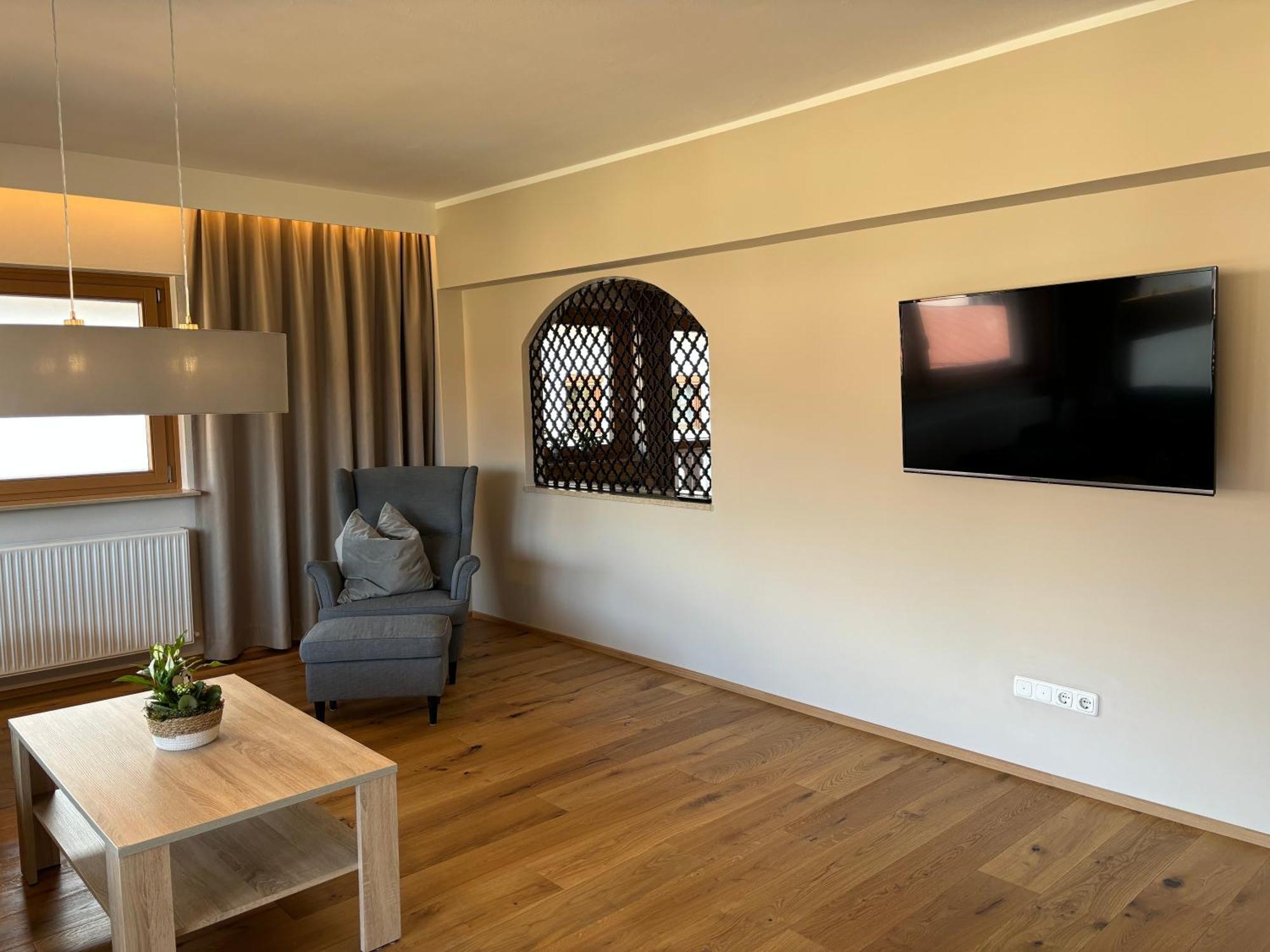 Appartement Rosa Sankt Johann in Tirol Ruang foto