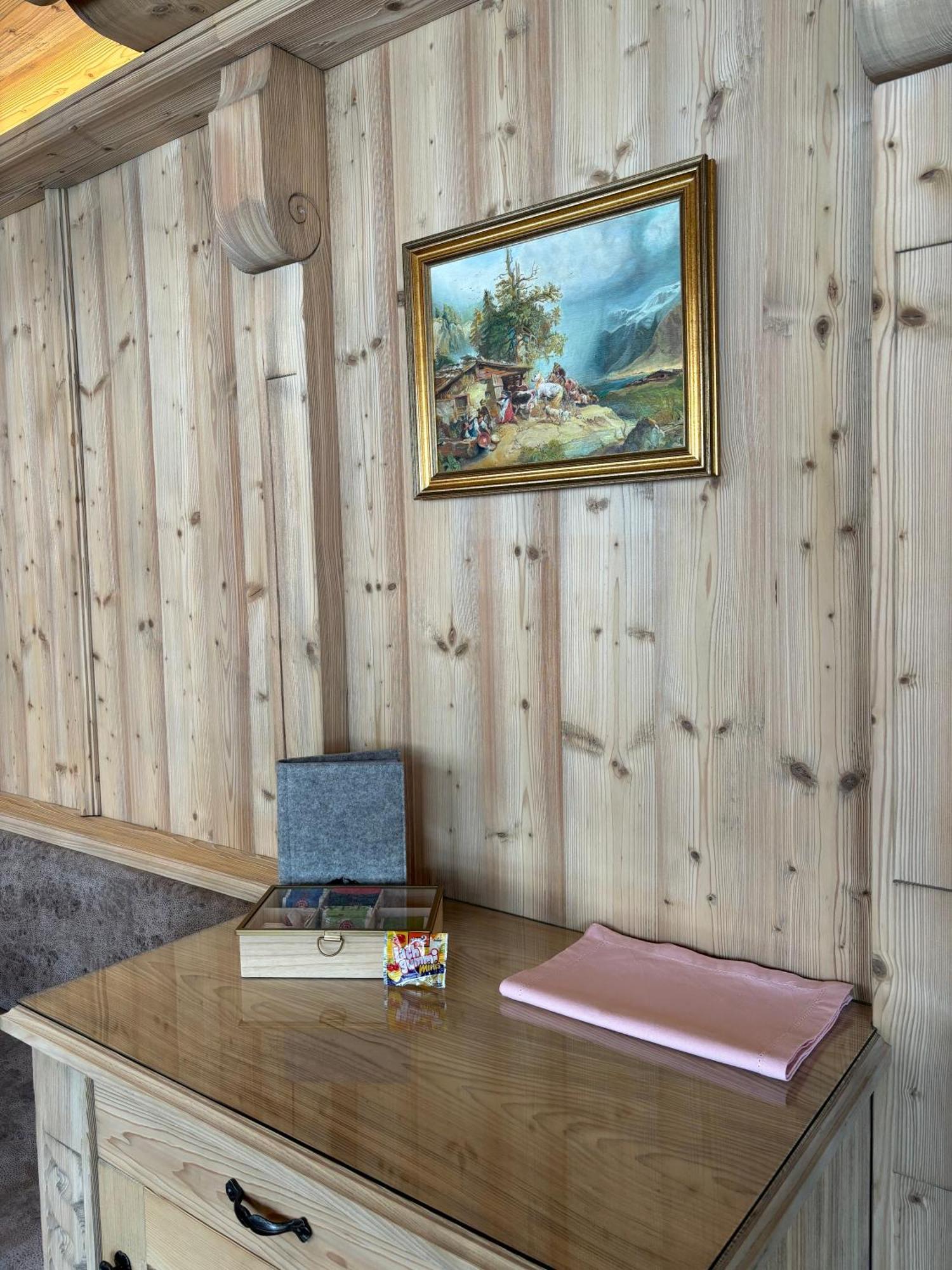 Appartement Rosa Sankt Johann in Tirol Ruang foto